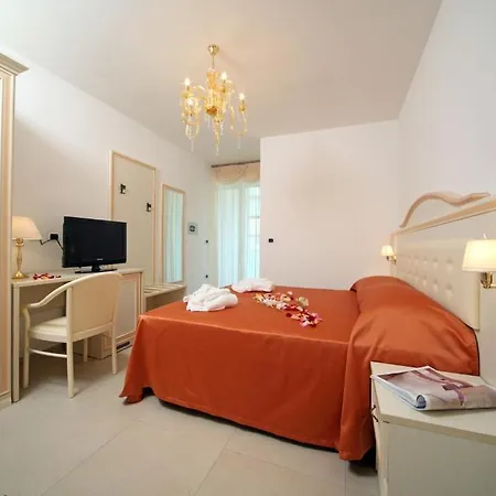 Buratti Ξενοδοχείο 4*