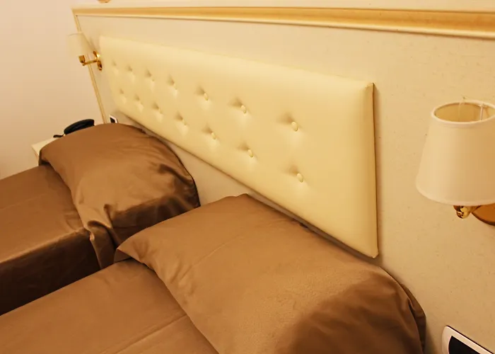 Buratti Otel 4*